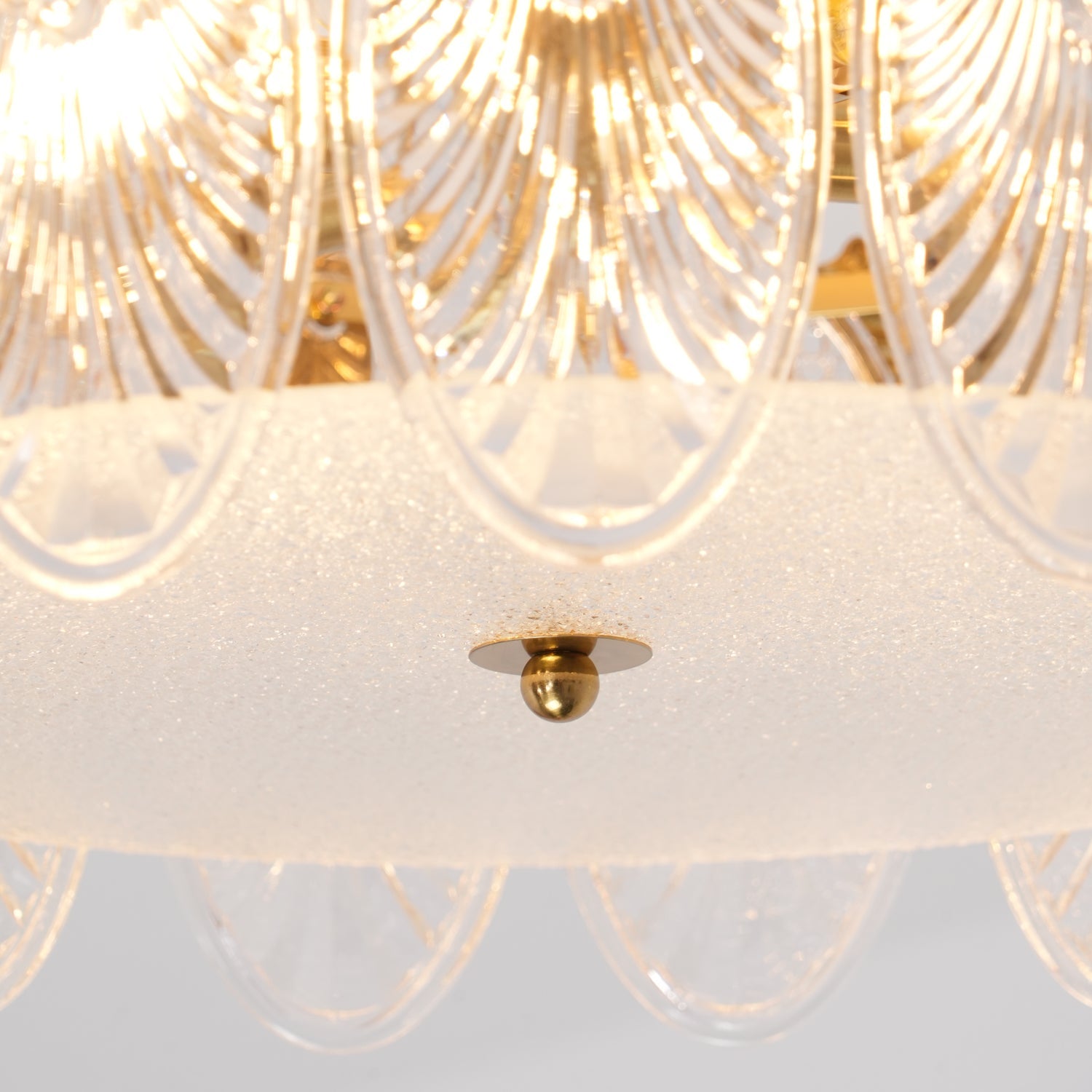 Lustra Chandelier Glass Petals Gold Frame Round-Neutral Decor