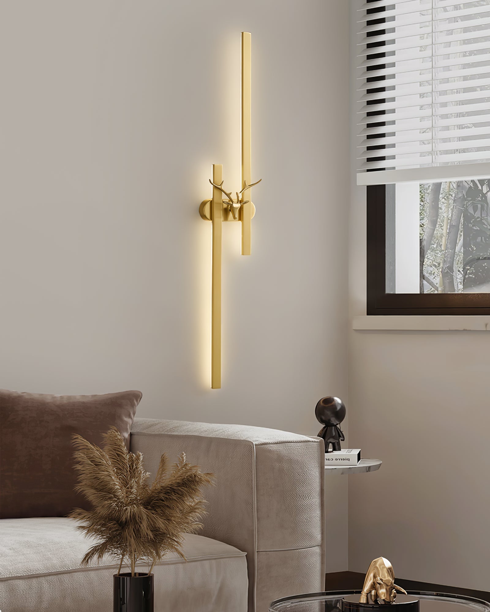 Vavinisra Classic Deer Brass Wall Lamp-Neutral Decor