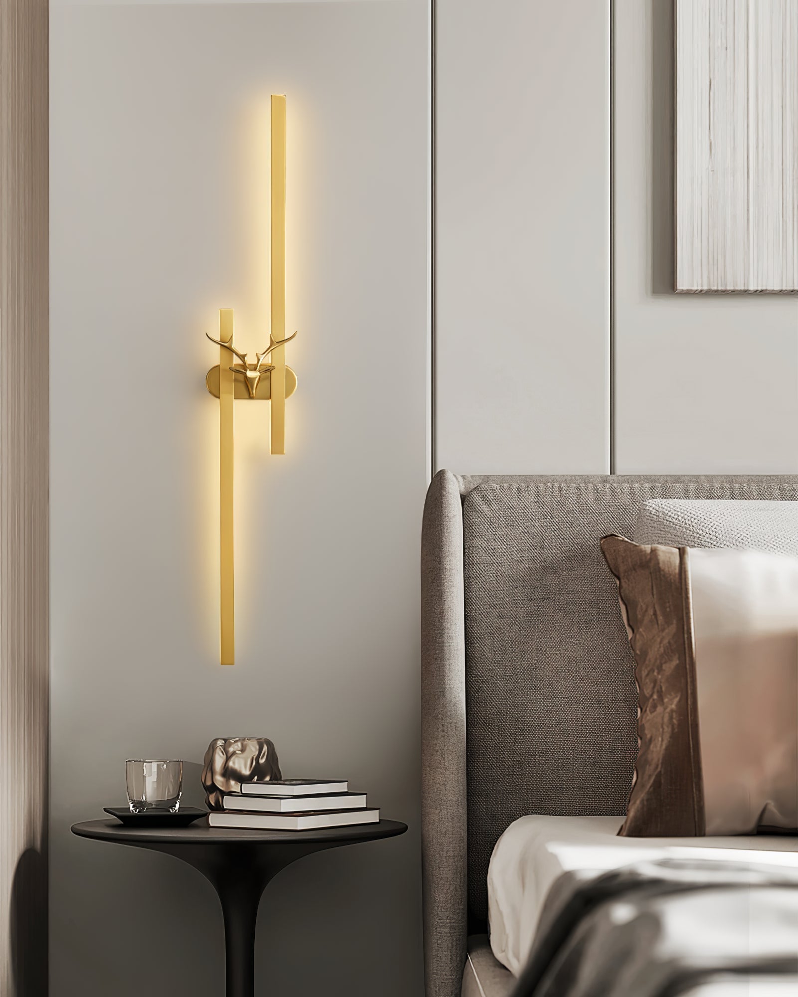 Vavinisra Classic Deer Brass Wall Lamp-Neutral Decor