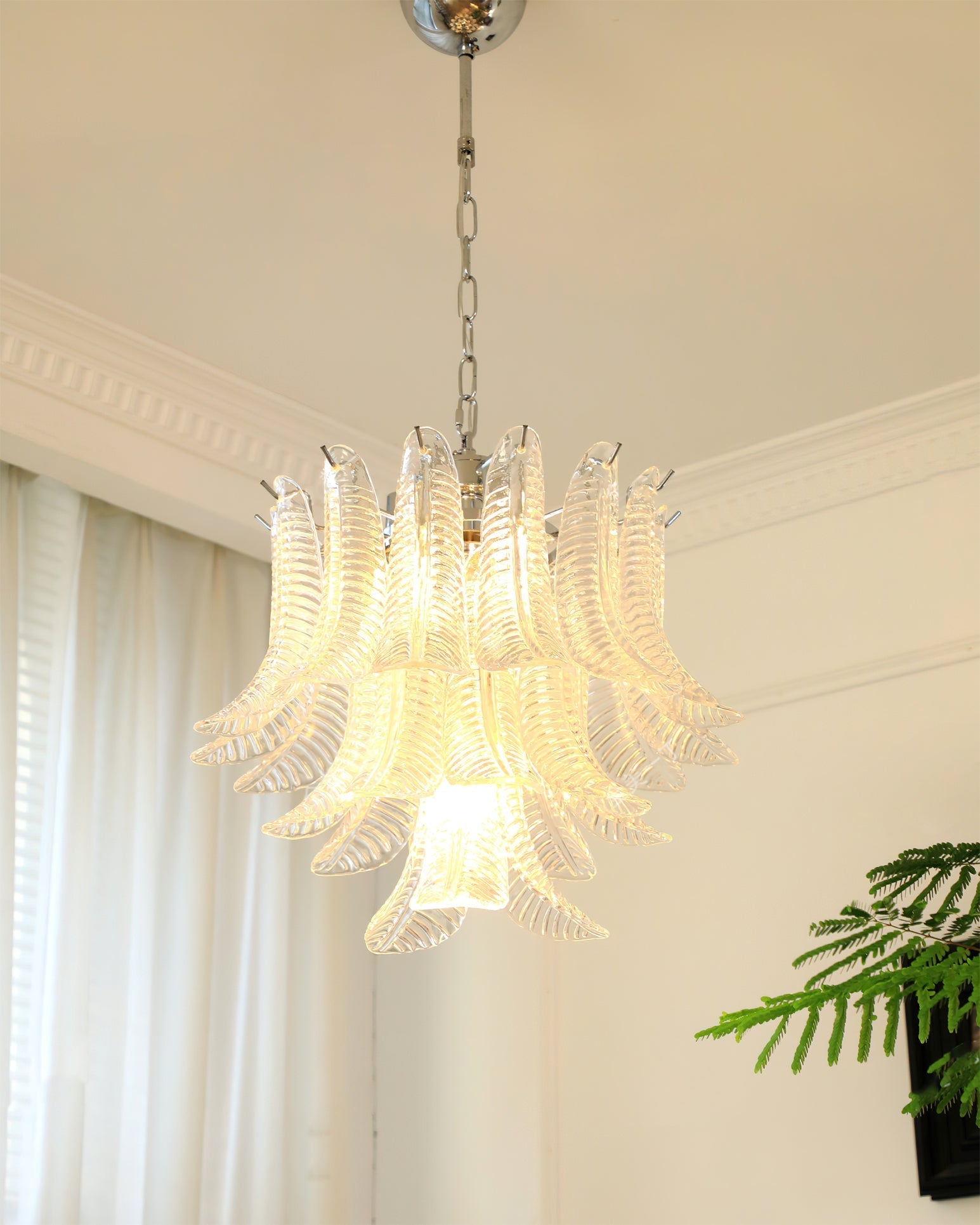 Dimension diagram for the small Eclissi Chandelier.