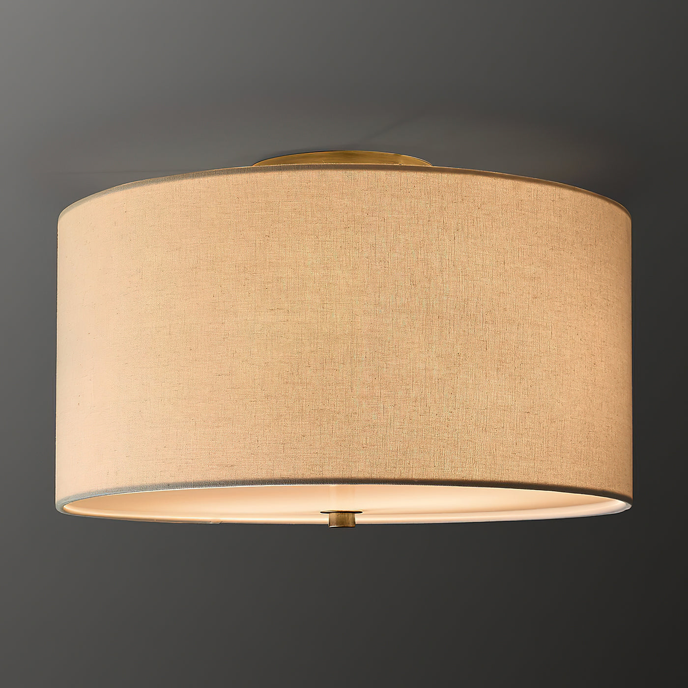 Diagram showing the dimensions of the Harrison flush mount: 40cm diameter and 25cm height.