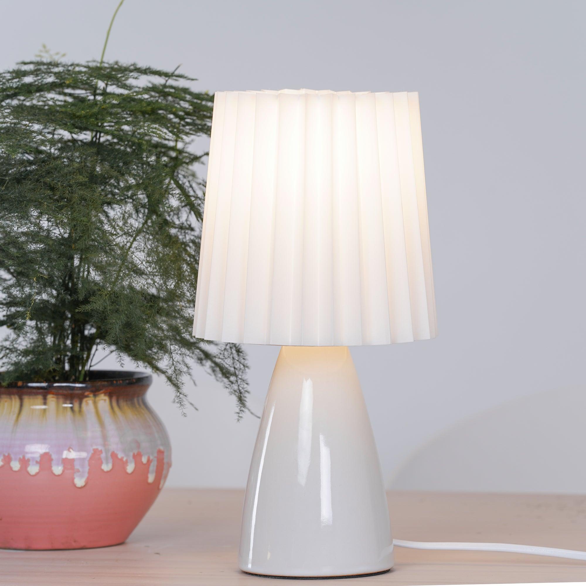 Boko Minimalist Fabric Table Lamp-Neutral Decor
