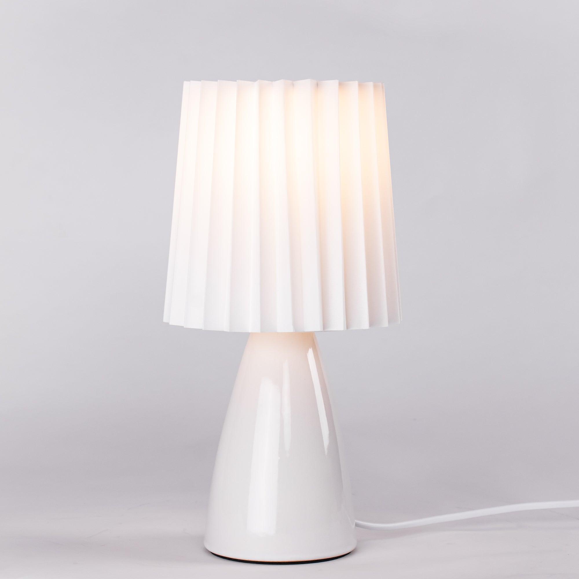 Boko Minimalist Fabric Table Lamp-Neutral Decor