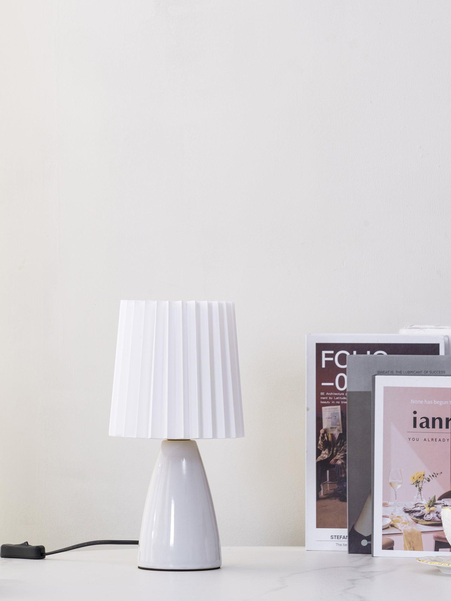 Boko Minimalist Fabric Table Lamp-Neutral Decor