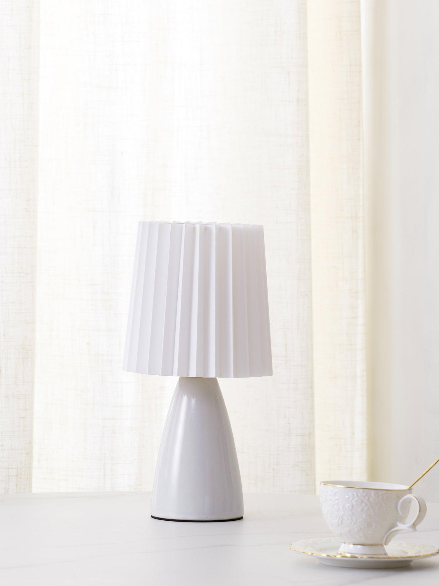 Boko Minimalist Fabric Table Lamp-Neutral Decor