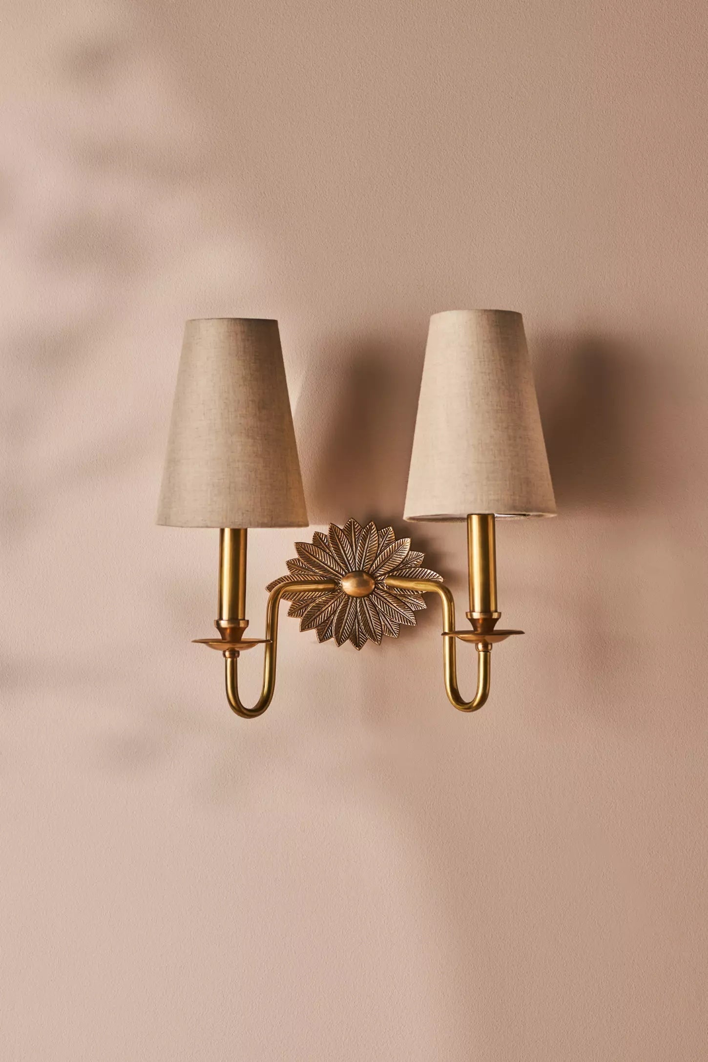 Tulia Wall Lamp