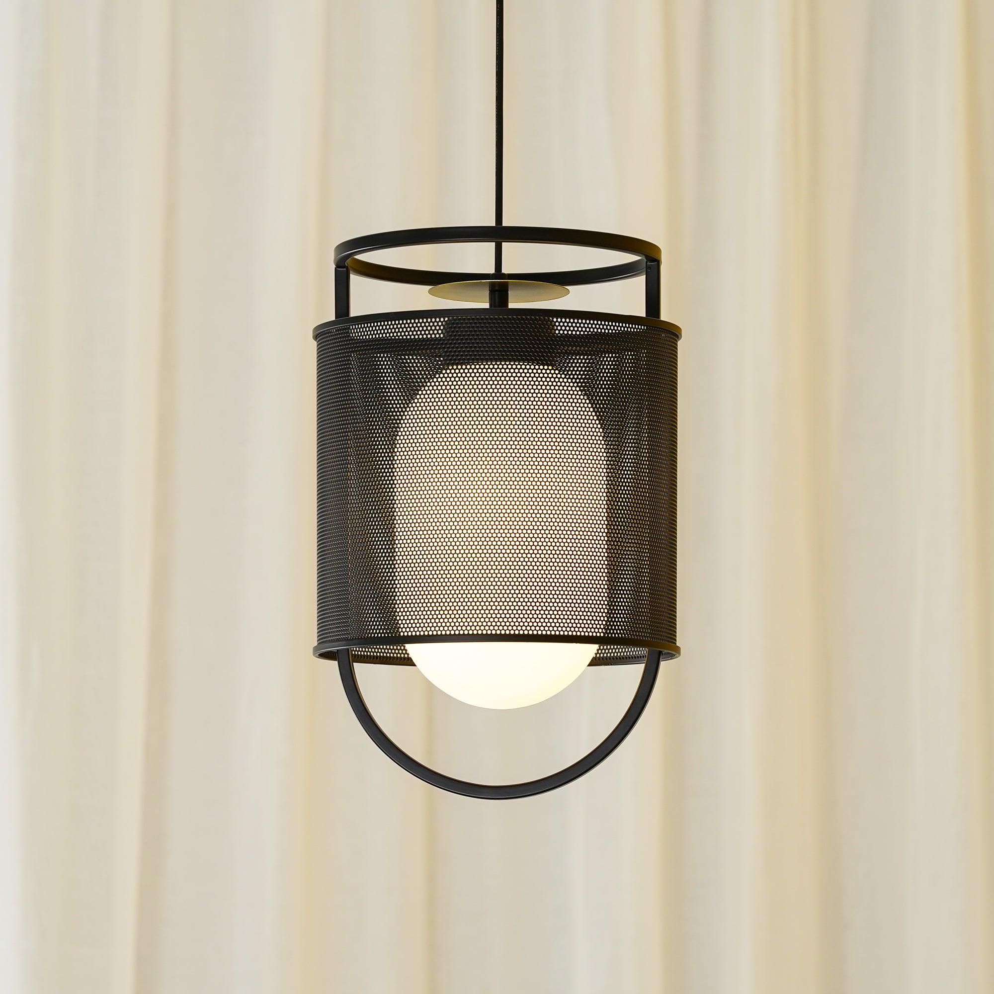 Meren Pendant Lamp Mesh Cylinder Brass Accent Industrial-Neutral Decor