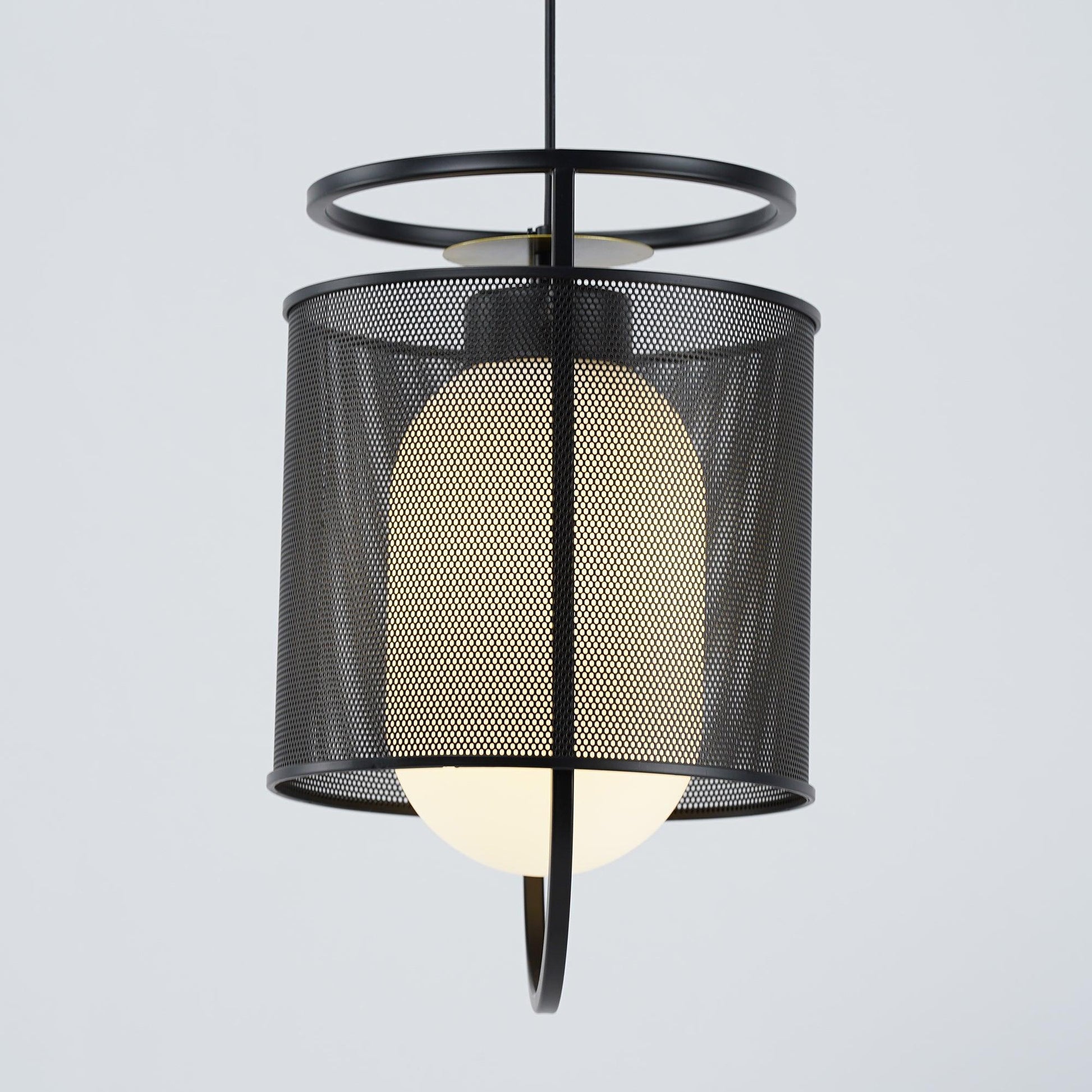 Meren Pendant Lamp Mesh Cylinder Brass Accent Industrial-Neutral Decor