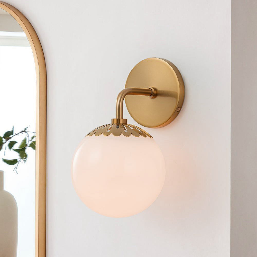 Caspian Wall Lamp