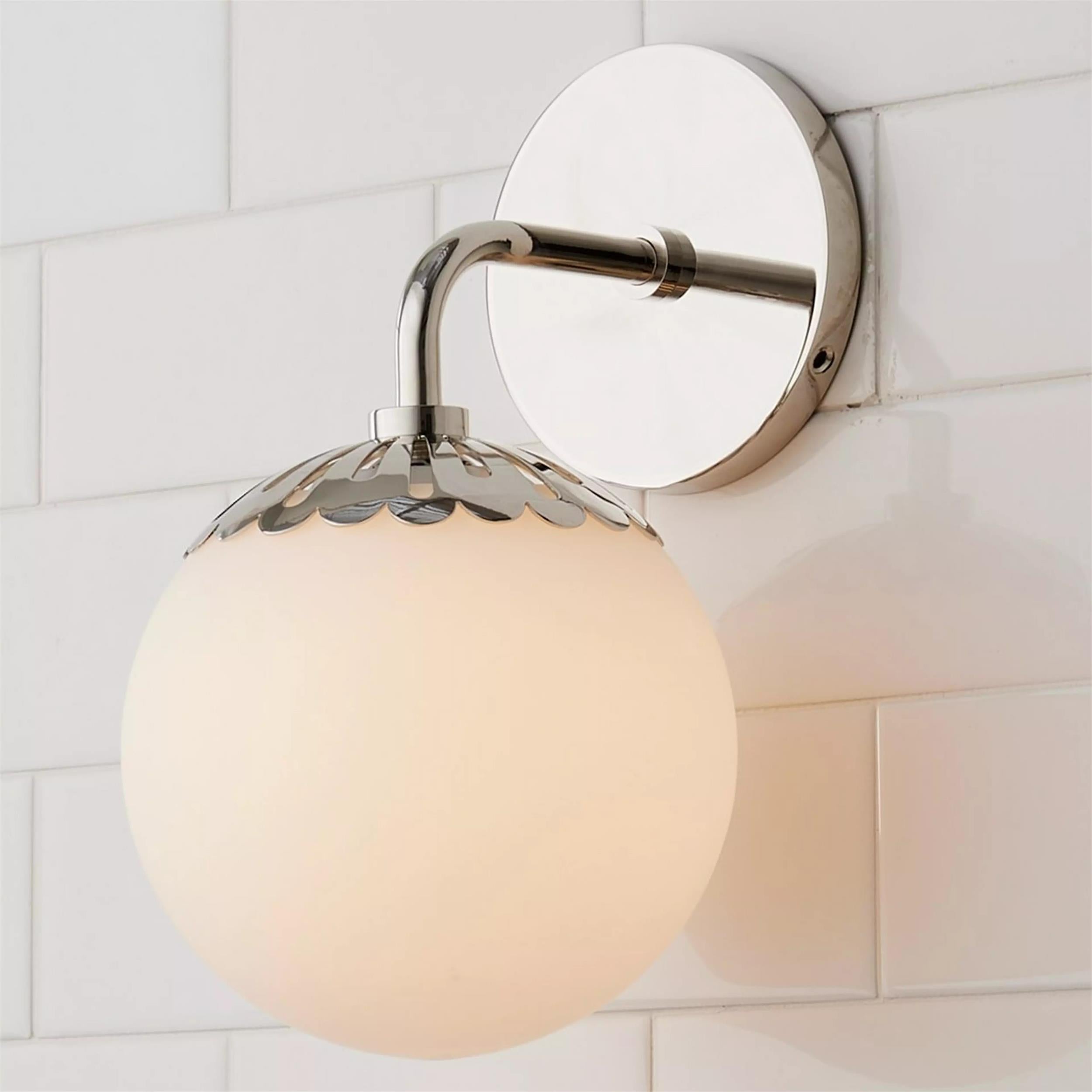Caspian Wall Lamp