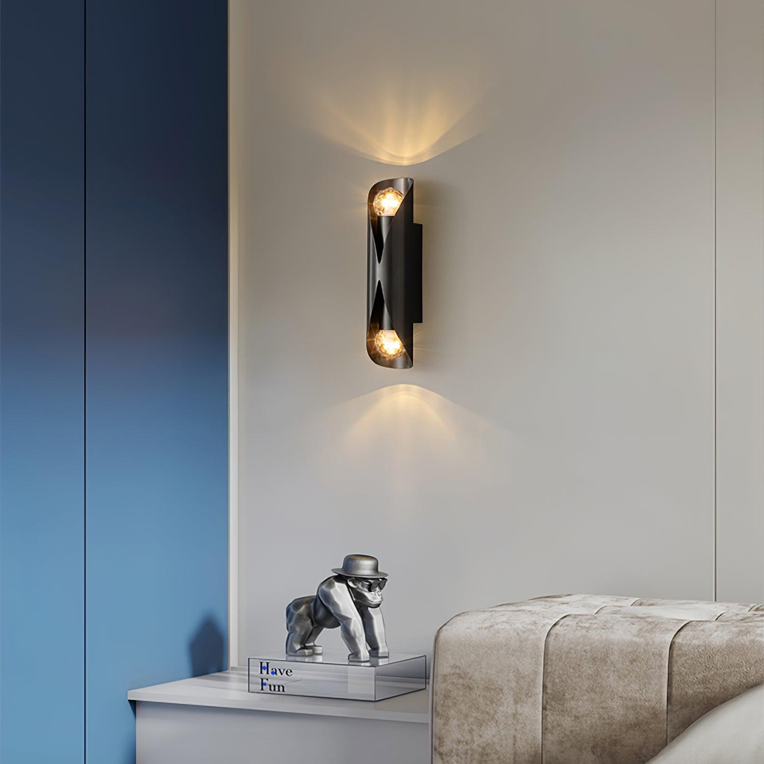Avynila Modern Minimalist Diamonds Brass Wall Lamp-Neutral Decor