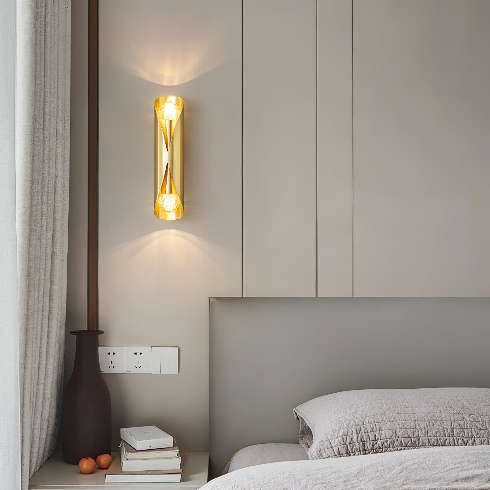 Avynila Modern Minimalist Diamonds Brass Wall Lamp-Neutral Decor