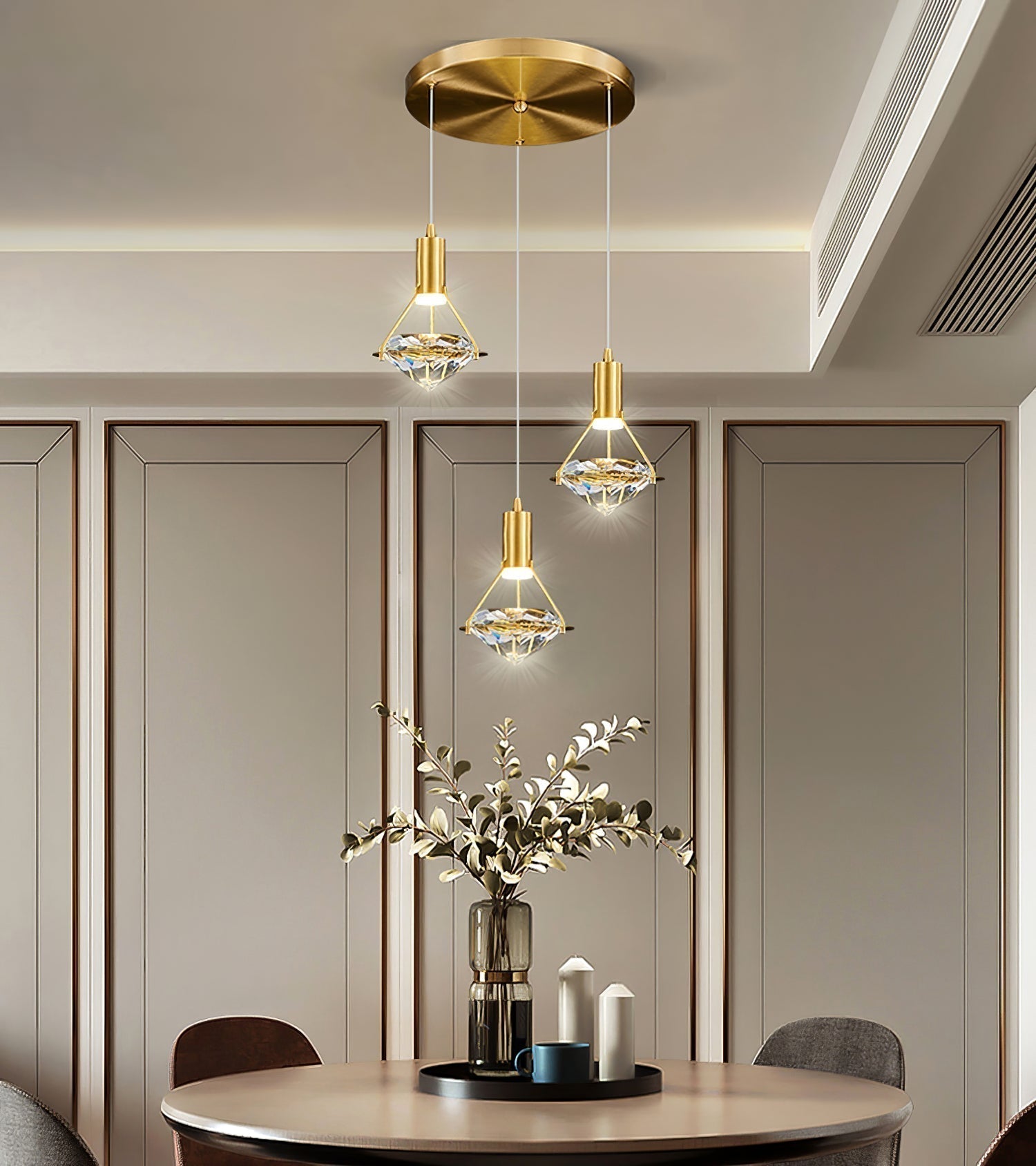 Cira Pendant Lamp Brass Crystal Elegant-Neutral Decor