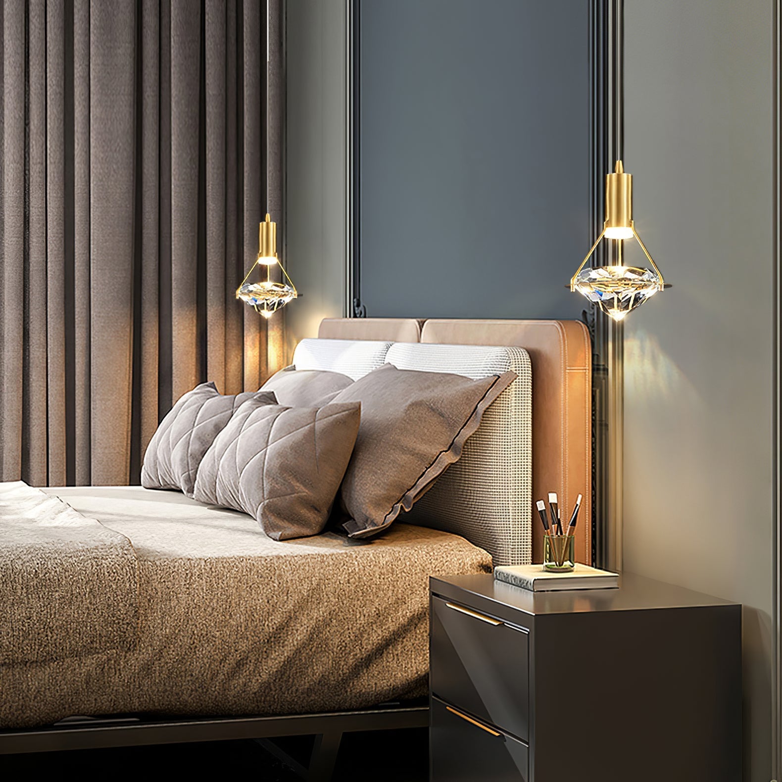 Cira Pendant Lamp Brass Crystal Elegant-Neutral Decor