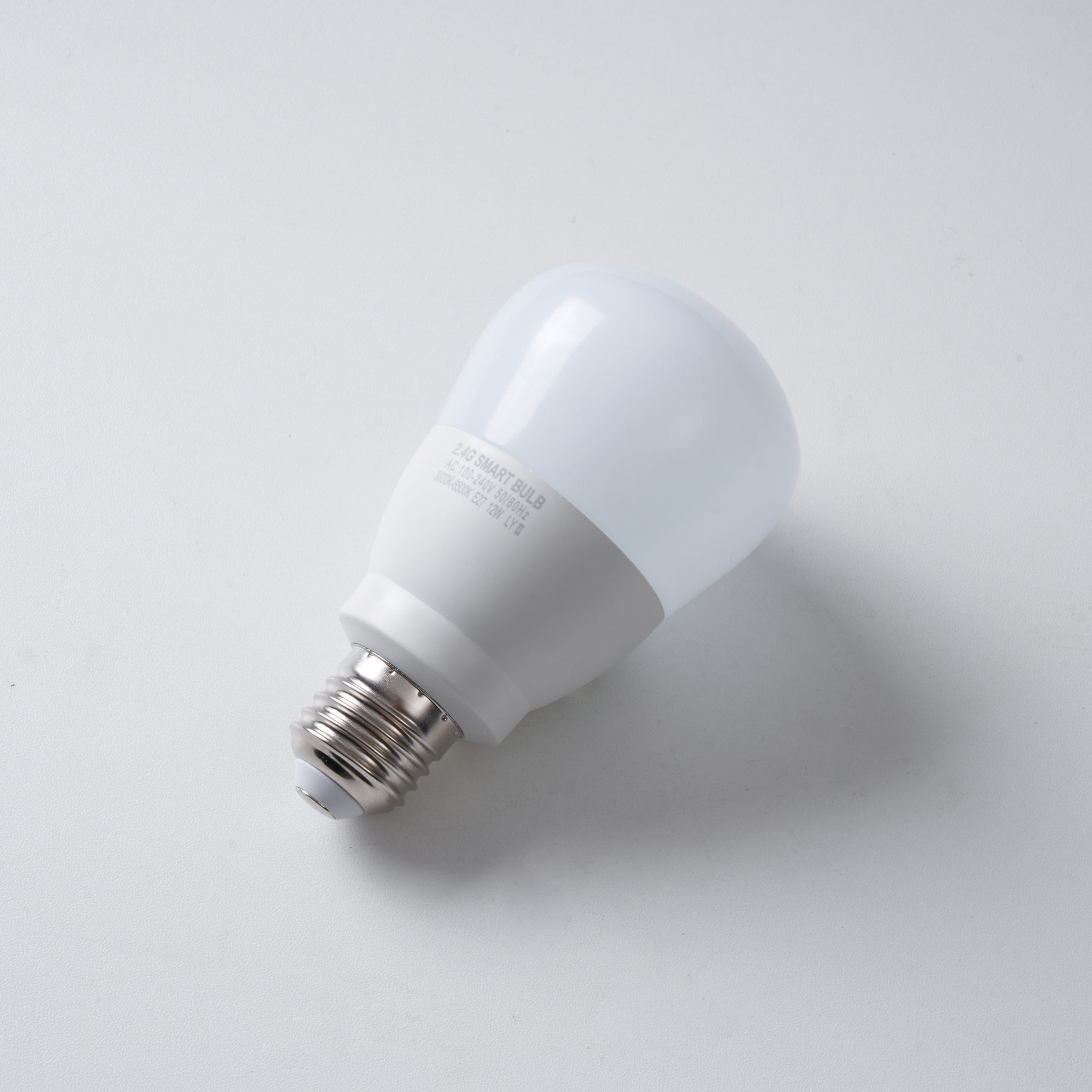 Veyra LED Light Bulb Glass E27 6W