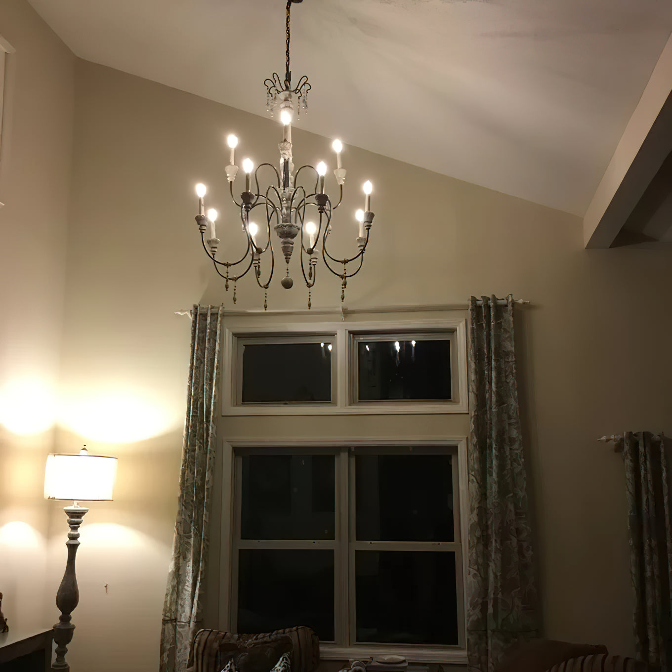 Lumin Chandelier