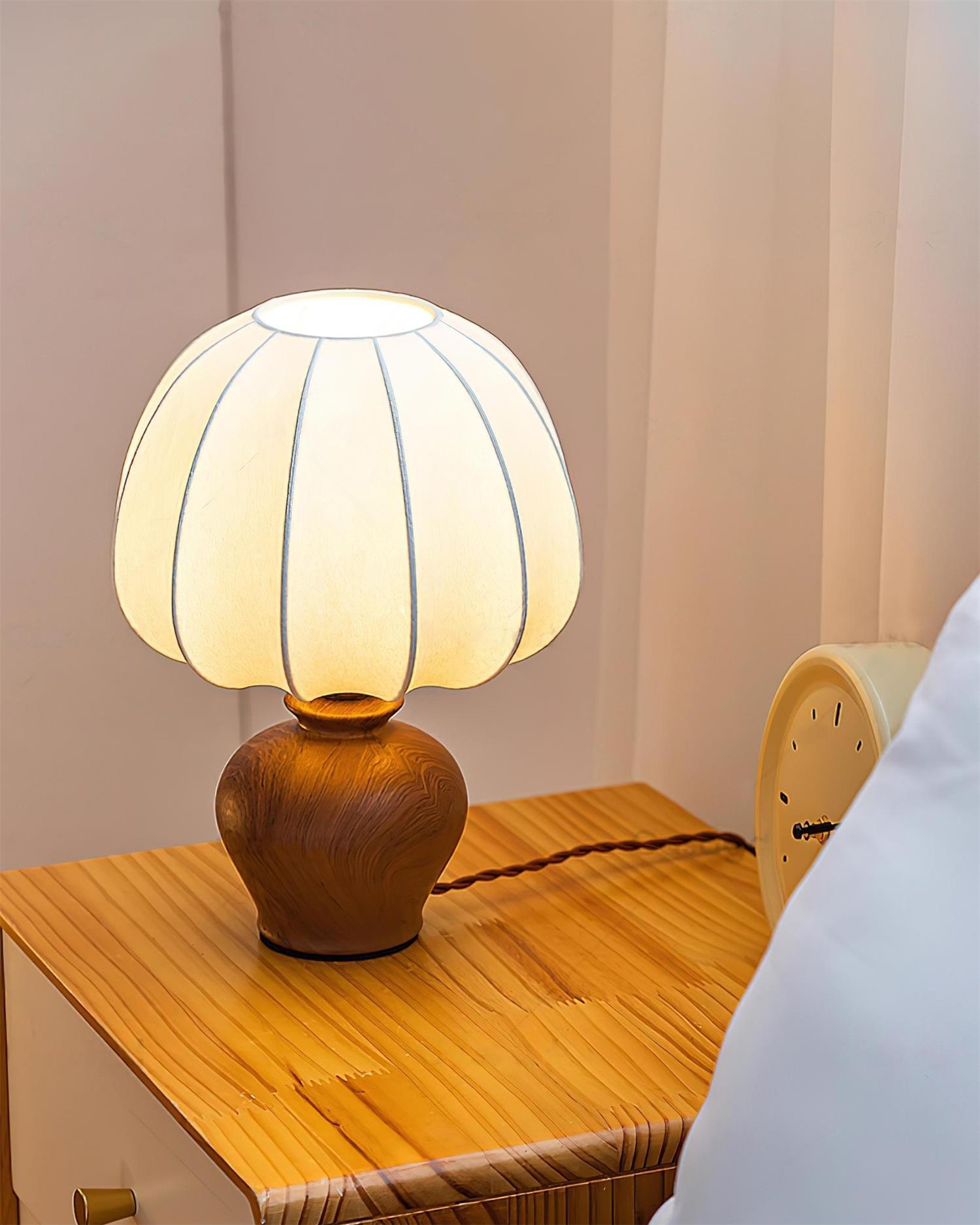 Mochy Table Lamp