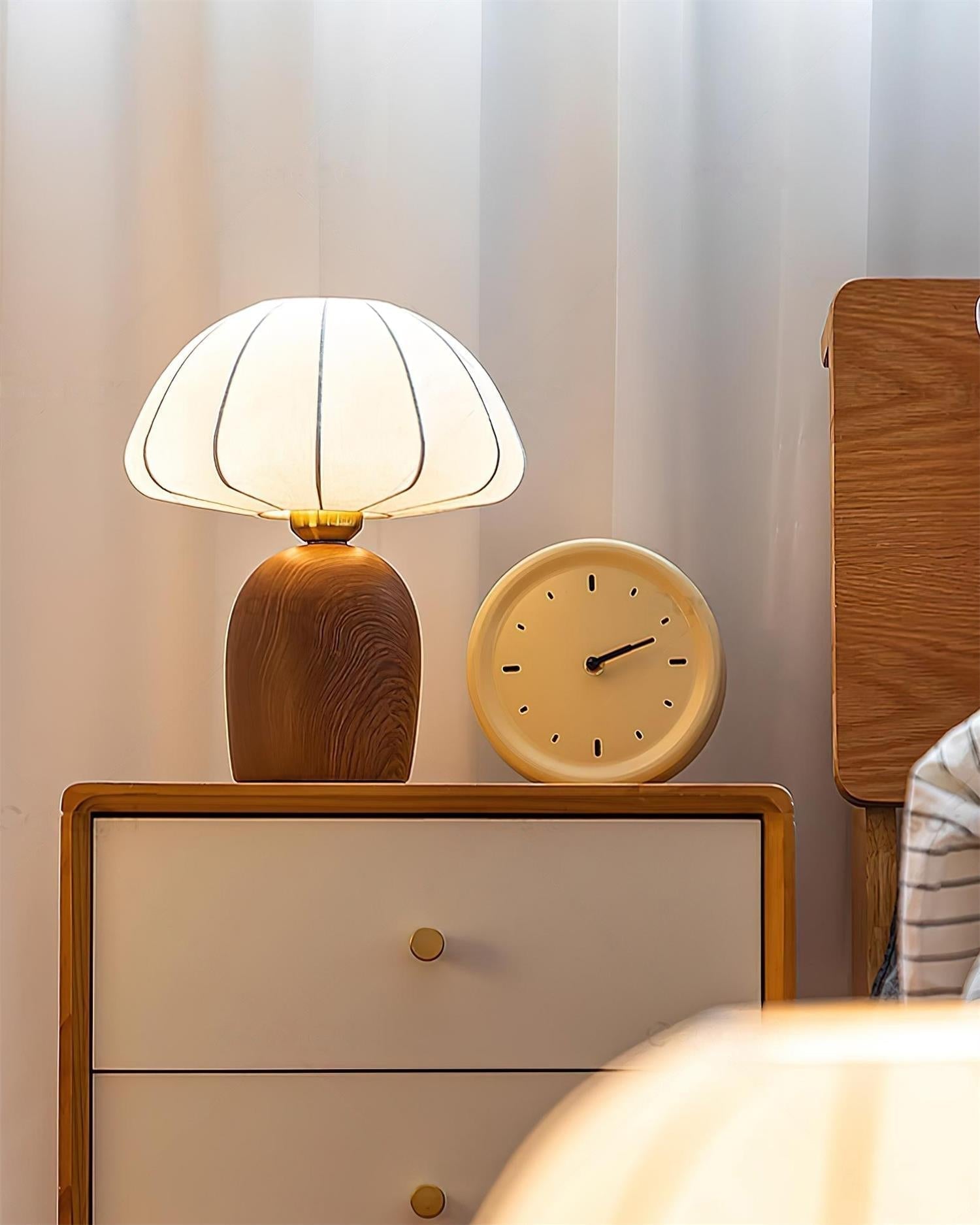 Mochy Table Lamp