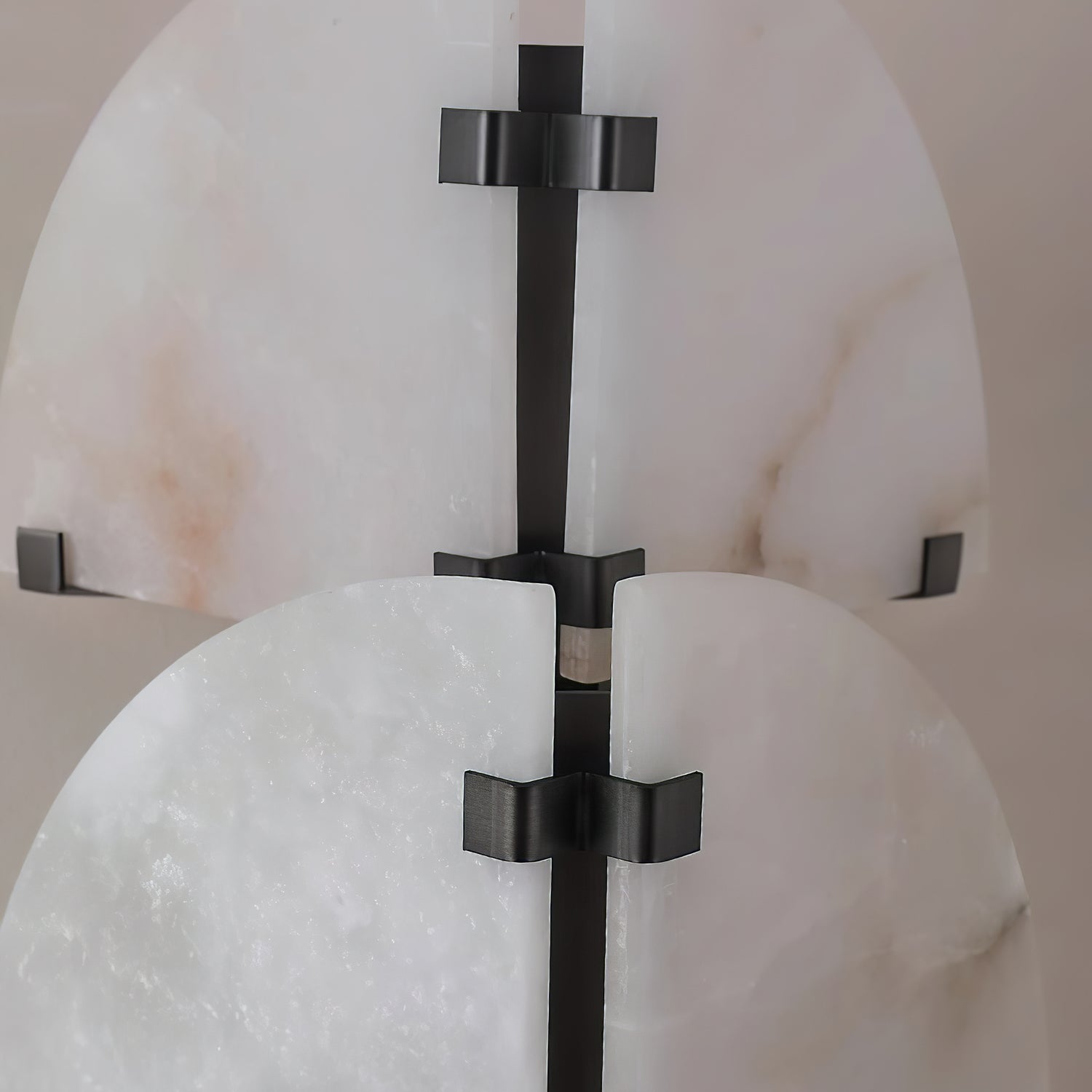 Selesta Modern Alabaster Wall Light-Neutral Decor