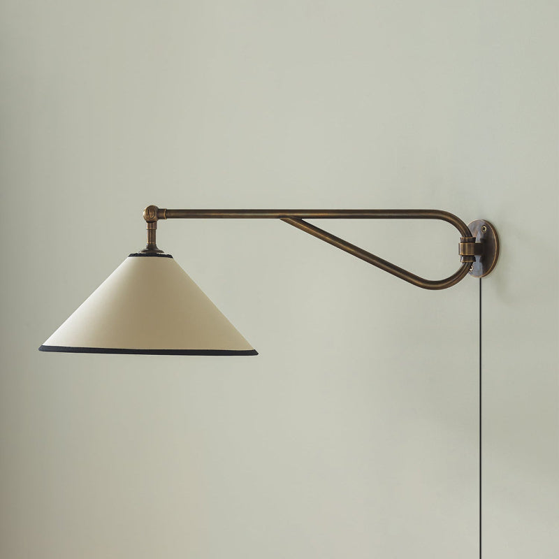 Elio Wall Lamp