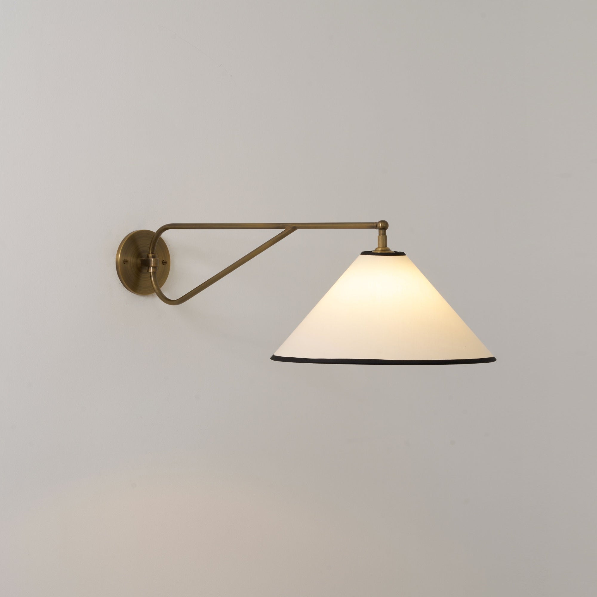 Nexa Wall Lamp