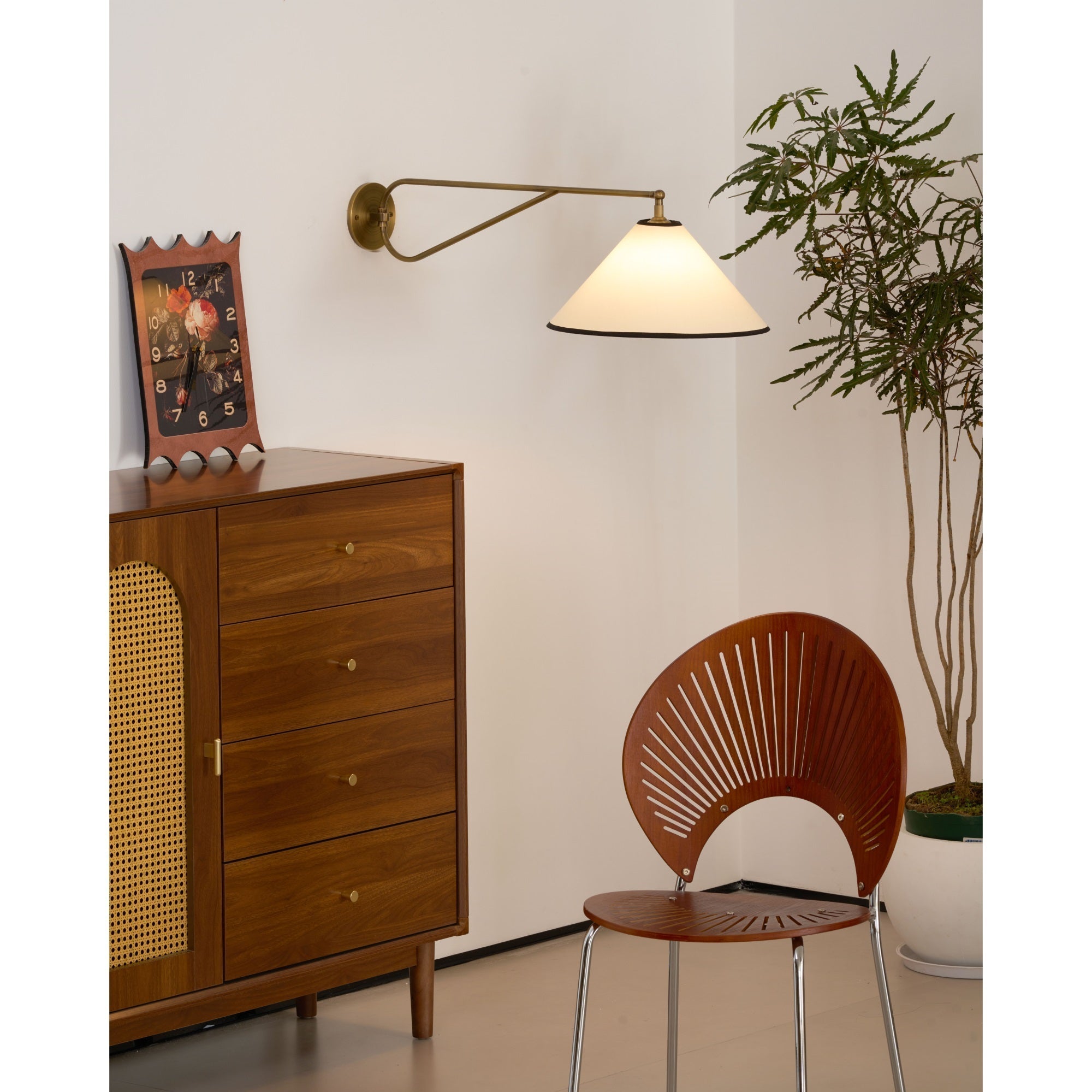 Nexa Wall Lamp