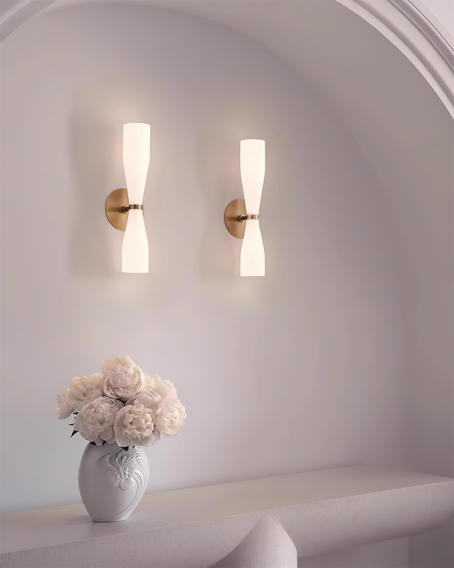 Sasha Wall Lamp