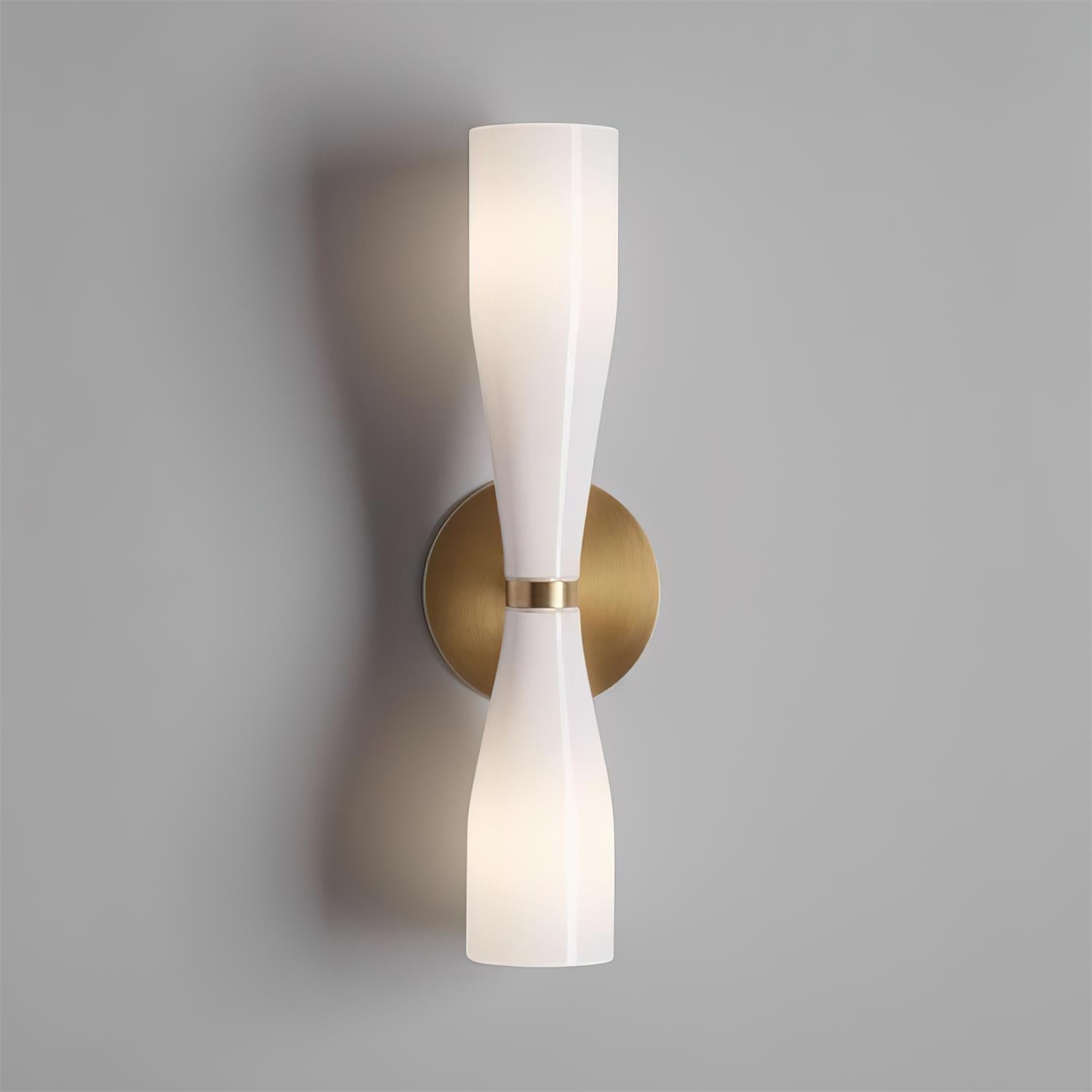 Sasha Wall Lamp