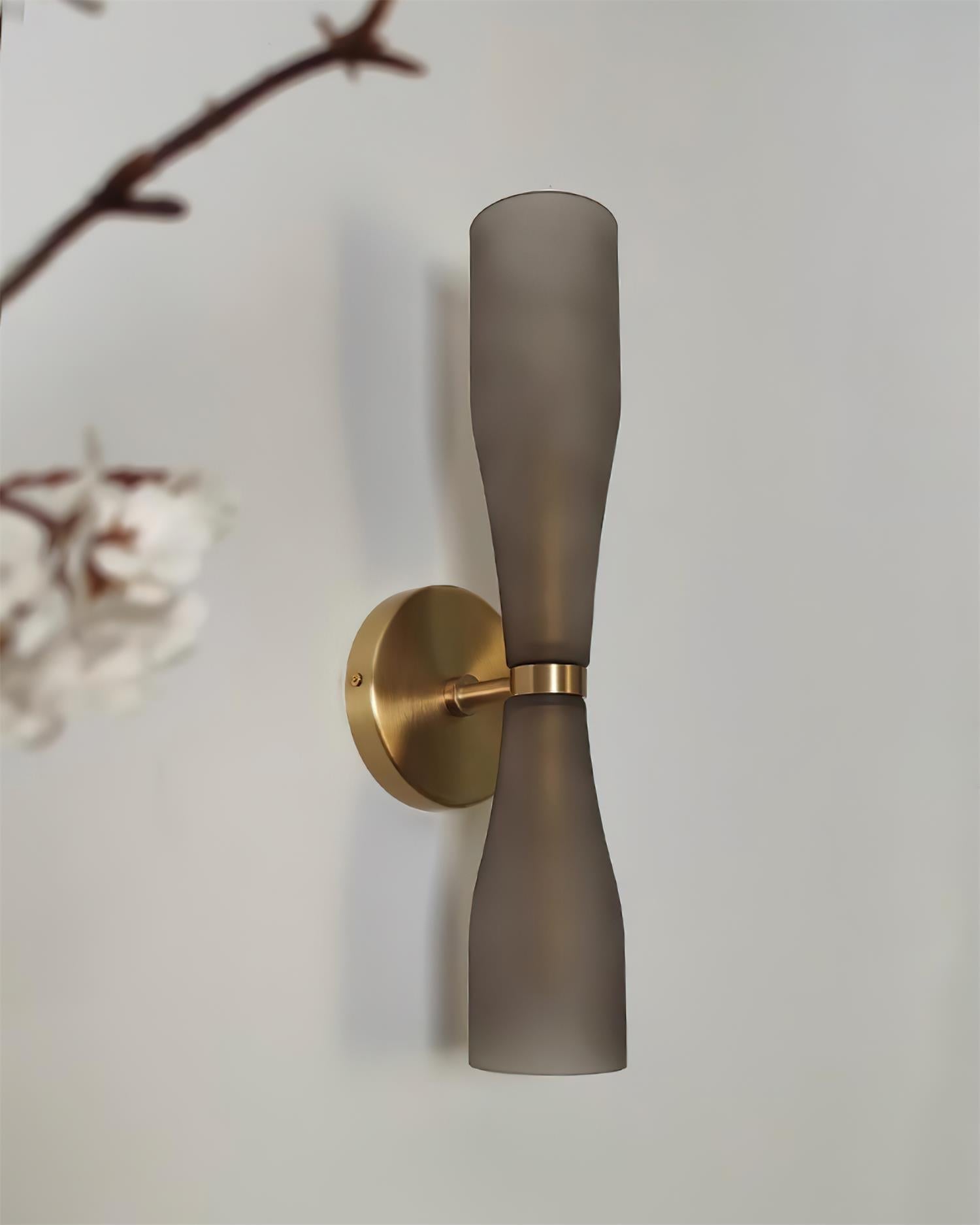 Sasha Wall Lamp