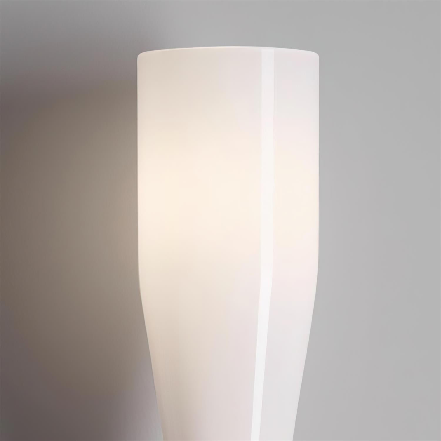 Sasha Wall Lamp