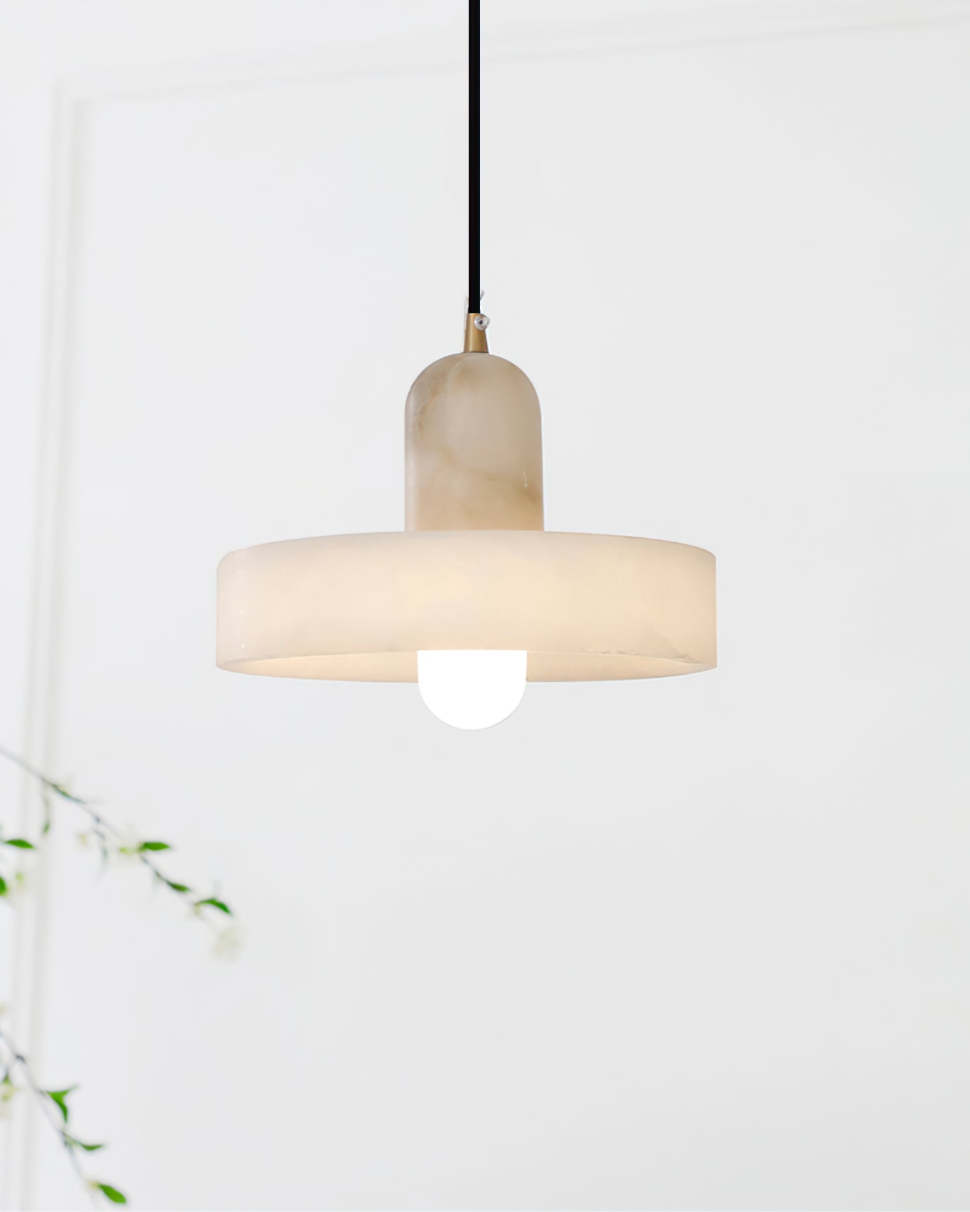 Luste  Disc Orb Alabaster Pendant Light