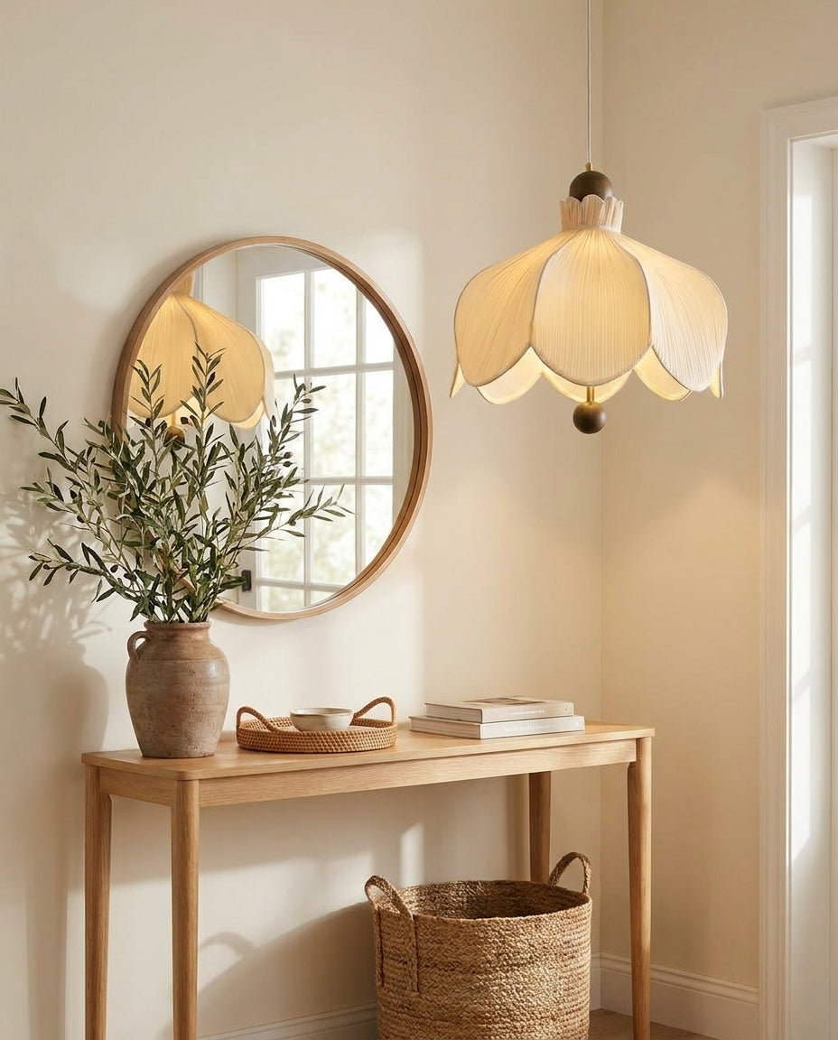 Ethas Pendant Light