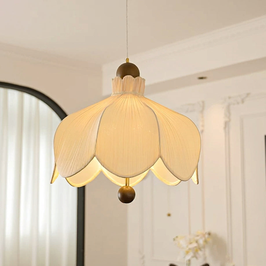 Ethas Pendant Light
