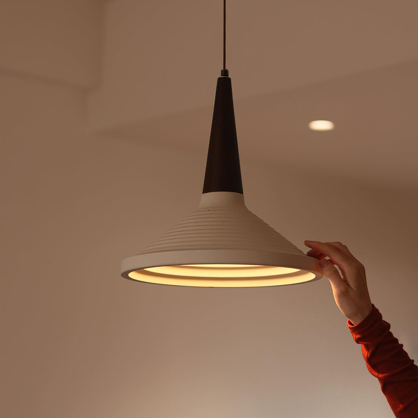 Product dimensions for the Doherty Pendant Light.