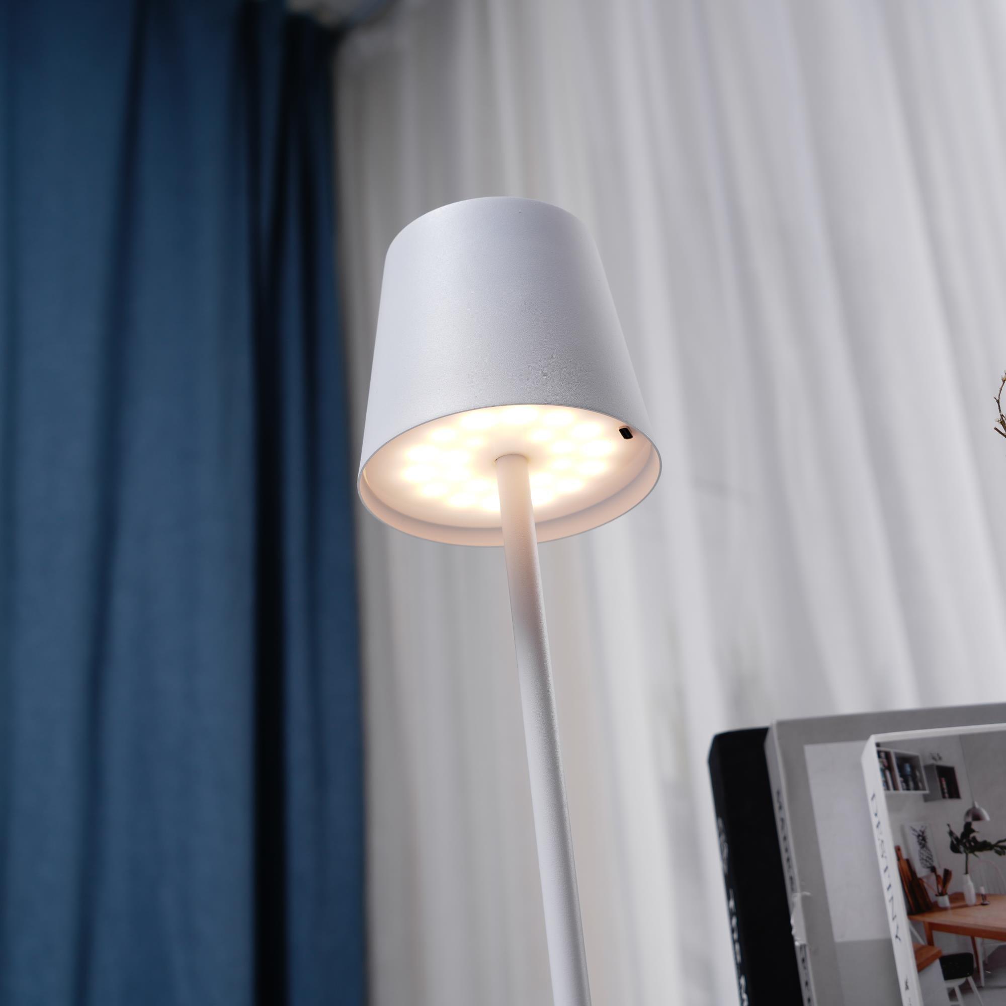 Noelle Table Lamp