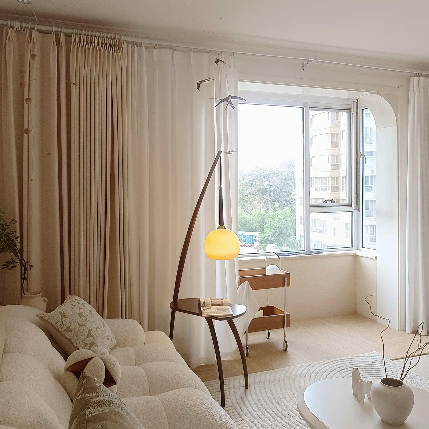 Pollo Floor Lamp