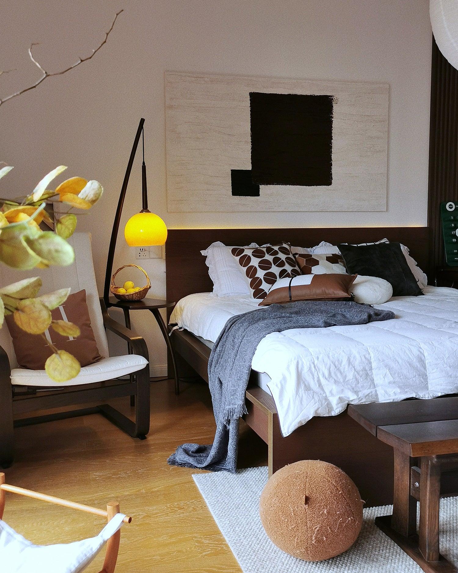 Pollo Floor Lamp