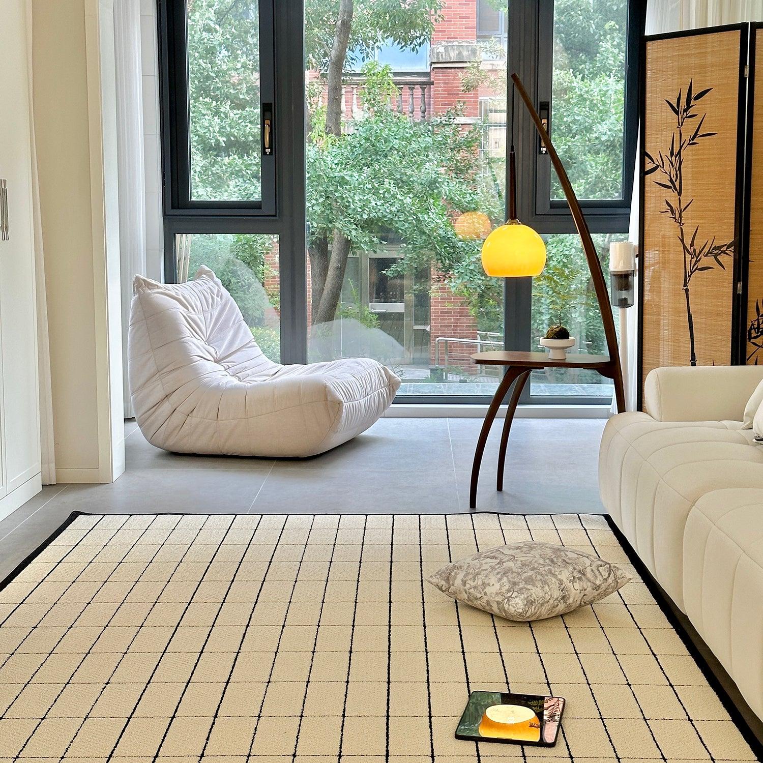 Pollo Floor Lamp