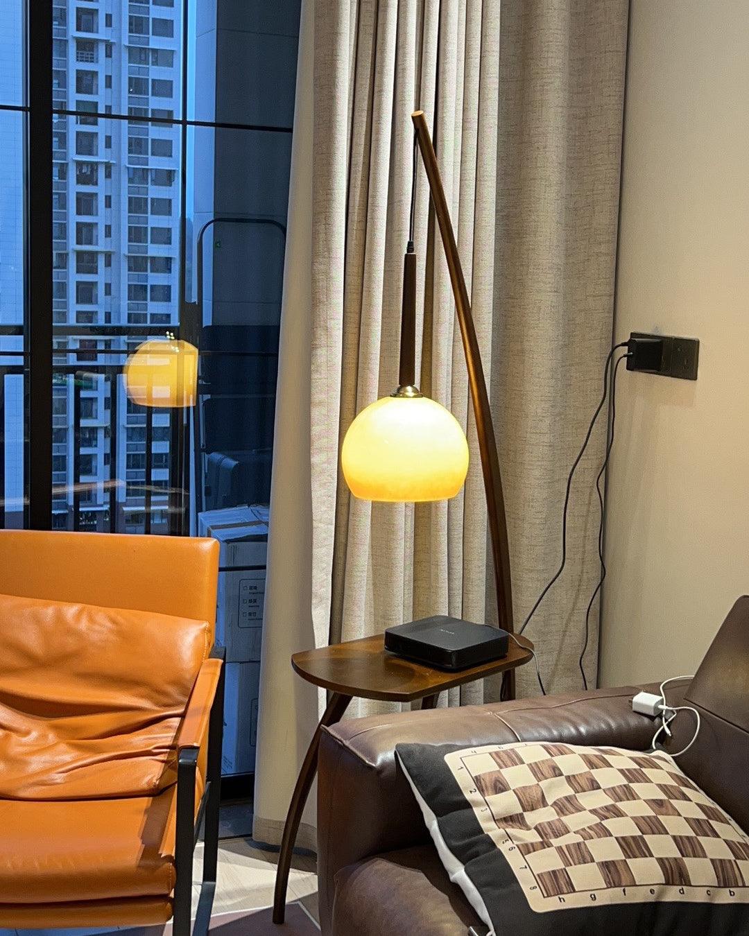 Pollo Floor Lamp
