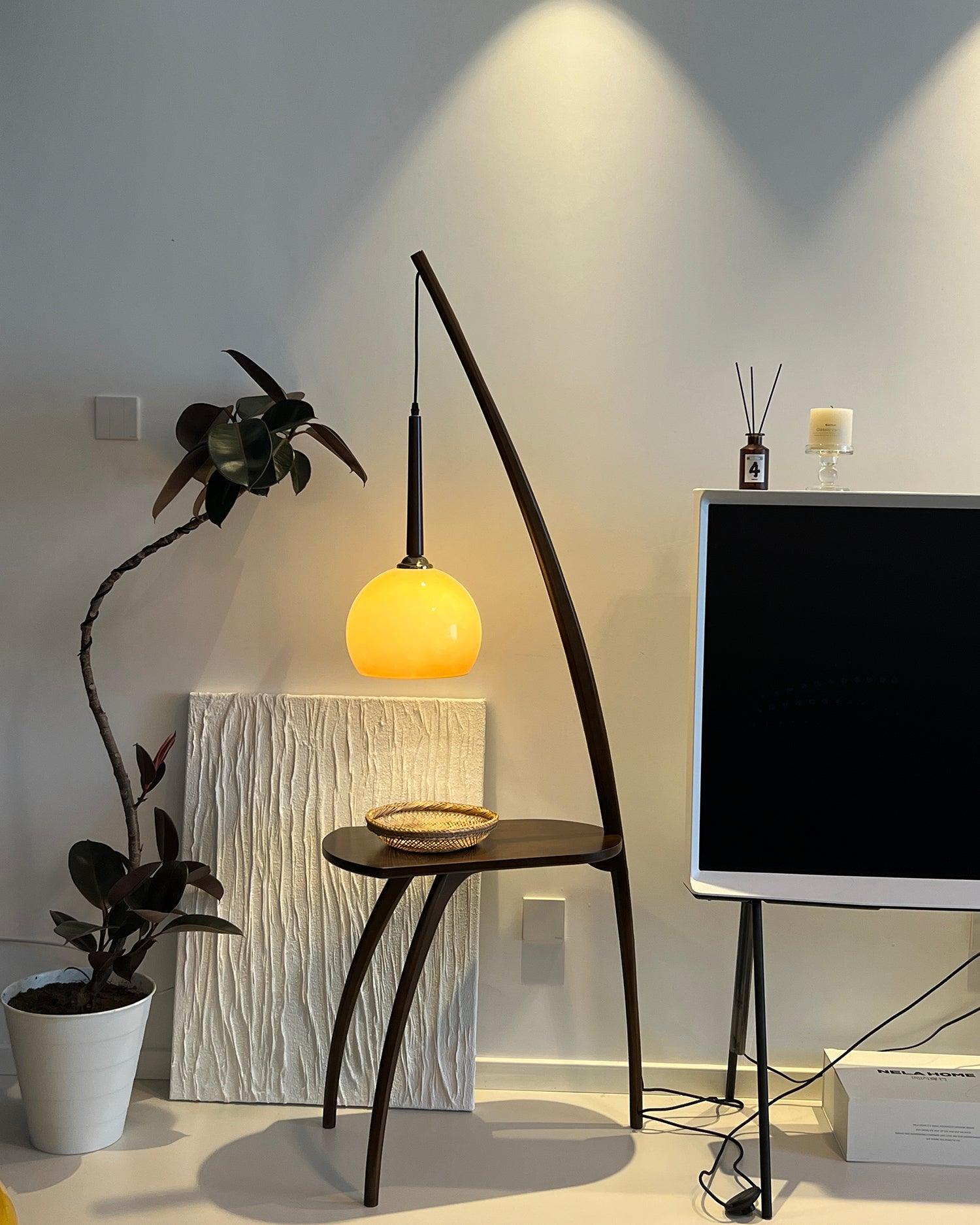 Pollo Floor Lamp