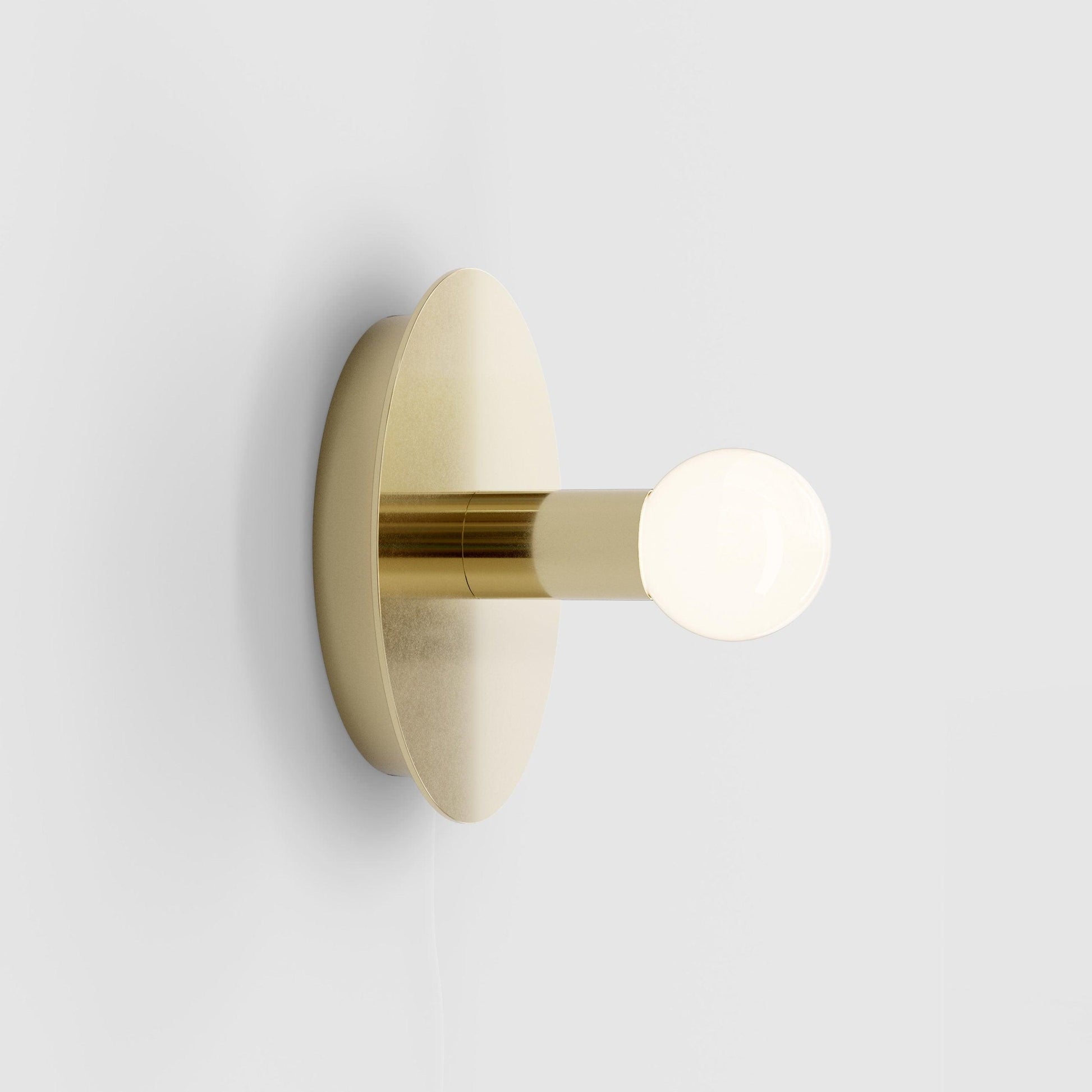 Lustra Wall Lamp Brass Bulb-Neutral Decor