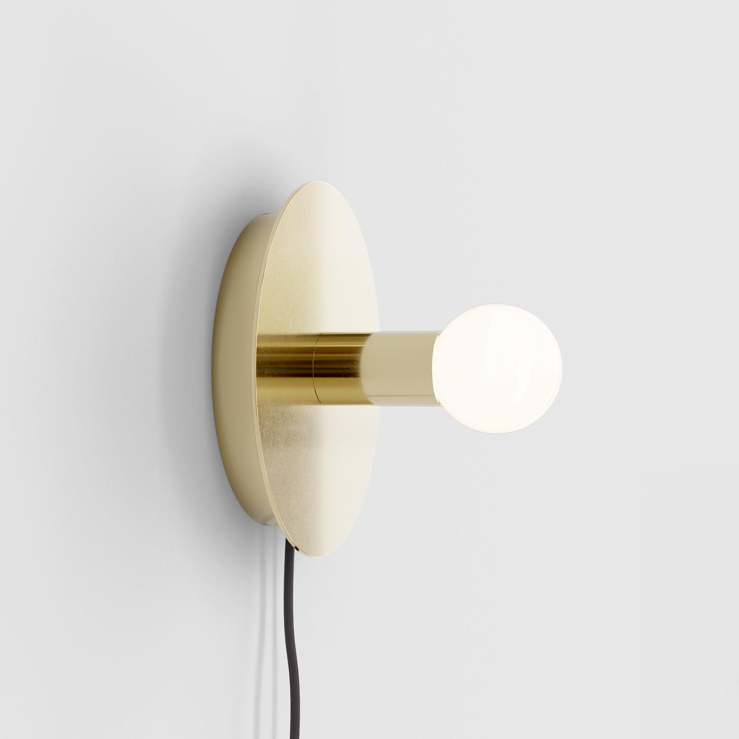 Lustra Wall Lamp Brass Bulb-Neutral Decor