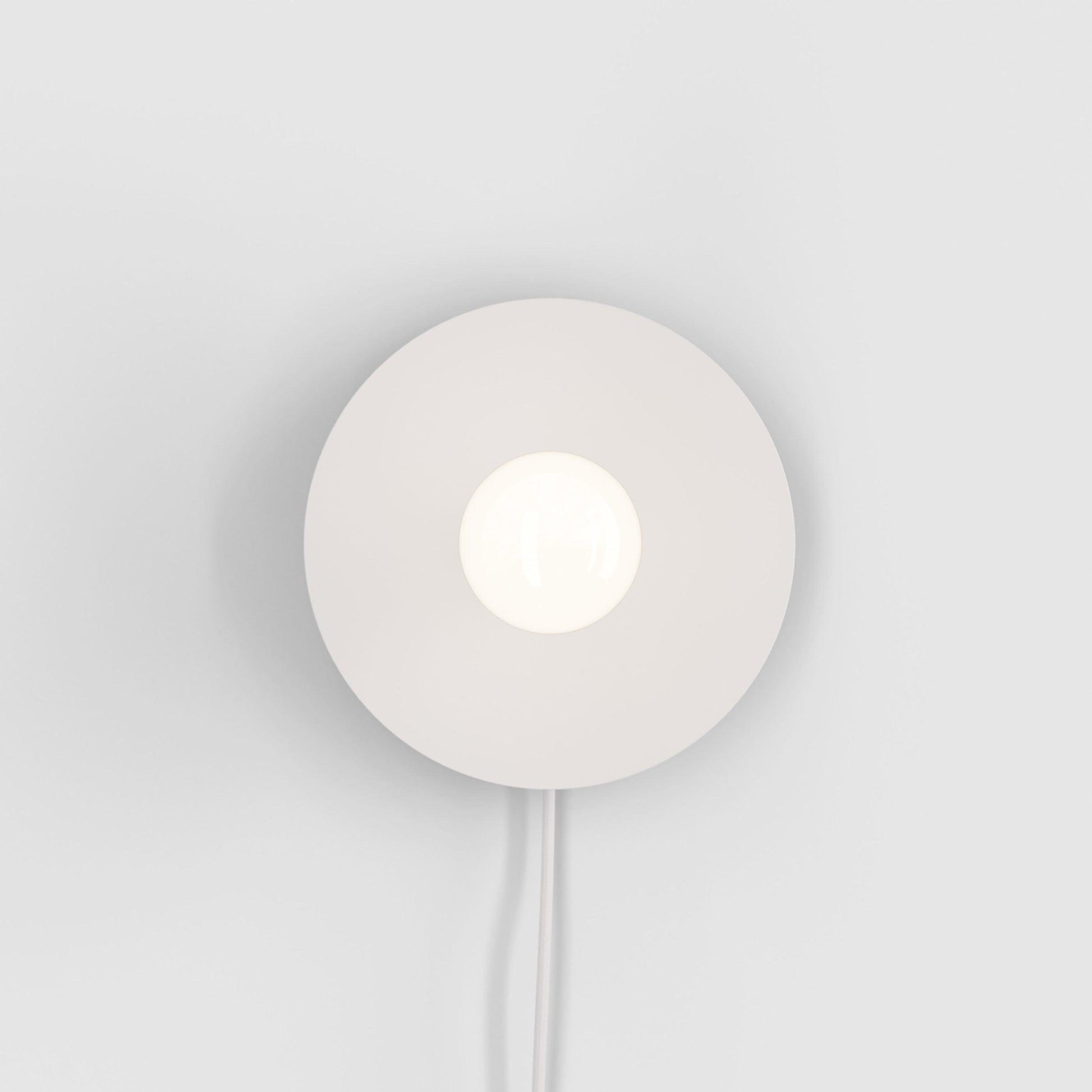 Lustra Wall Lamp Brass Bulb-Neutral Decor