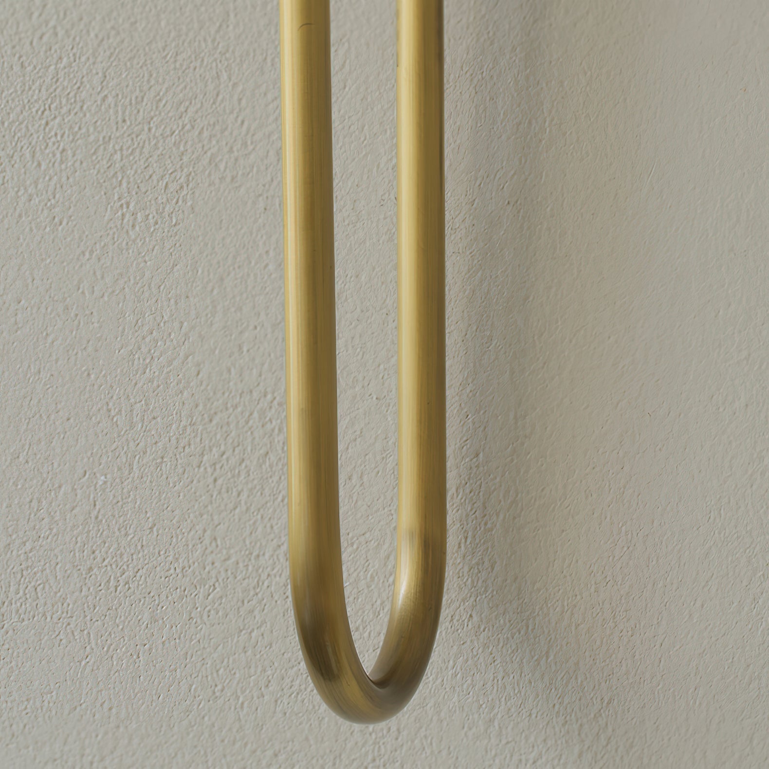 Yvori Wall Lamp Double Rod Minimalist-Neutral Decor