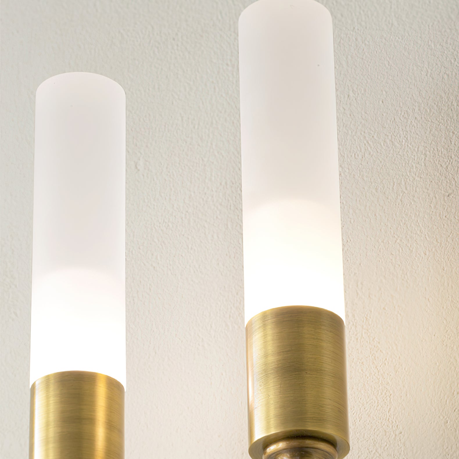 Yvori Wall Lamp Double Rod Minimalist-Neutral Decor