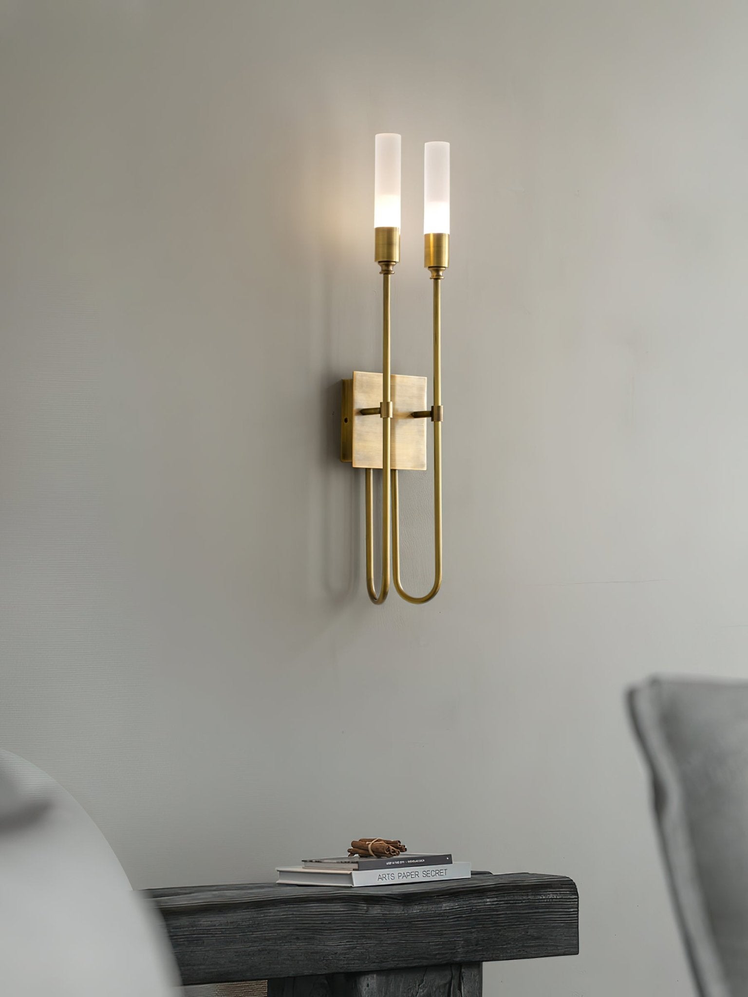 Yvori Wall Lamp Double Rod Minimalist-Neutral Decor