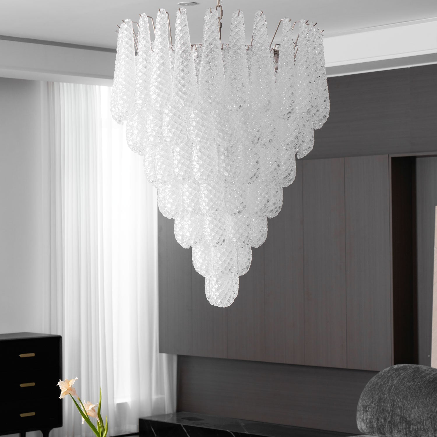 Aurora Chandelier Clear Droplets Murano Glass Waterfall Diamond-Neutral Decor