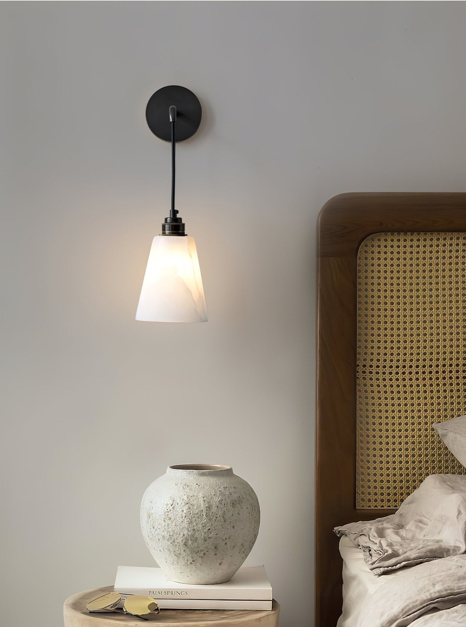 Yarlan Alabaster Wall Pendant Light-Neutral Decor
