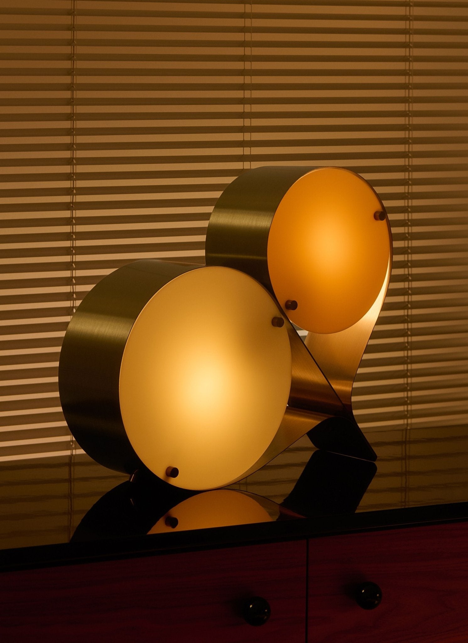 Duet Disc Table Lamp-Neutral Decor