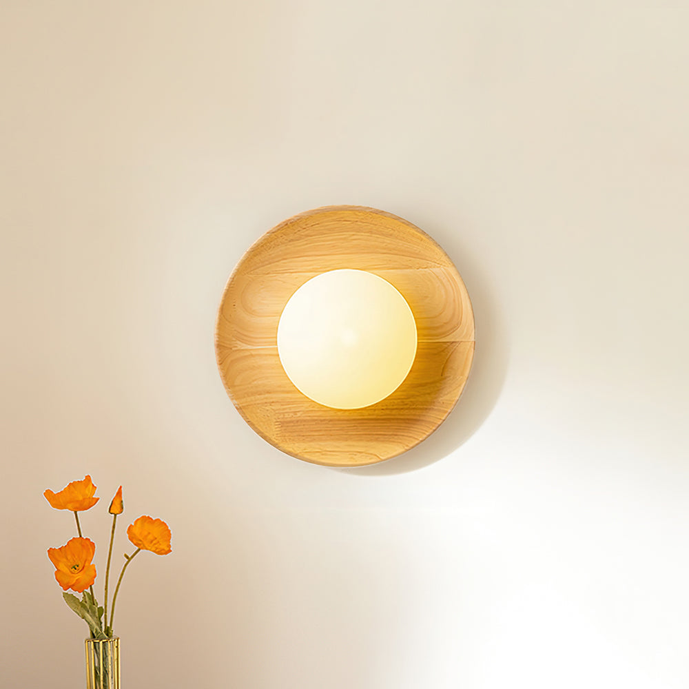 Runa Wooden Wall Lamp-Neutral Decor